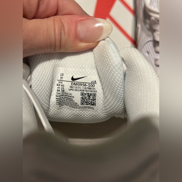 Nike Air Max 90 LTR SE "White/Aura/Lt Madder Root" GS size 7Y - Picture 8 of 11